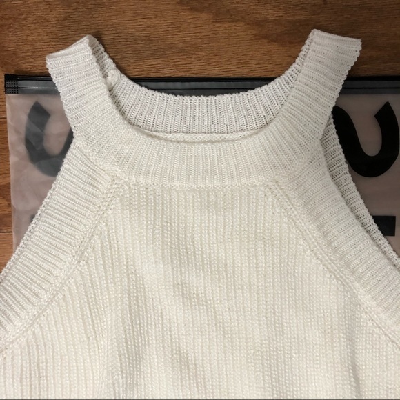 Knit Crop Top size Medium - Picture 9 of 11